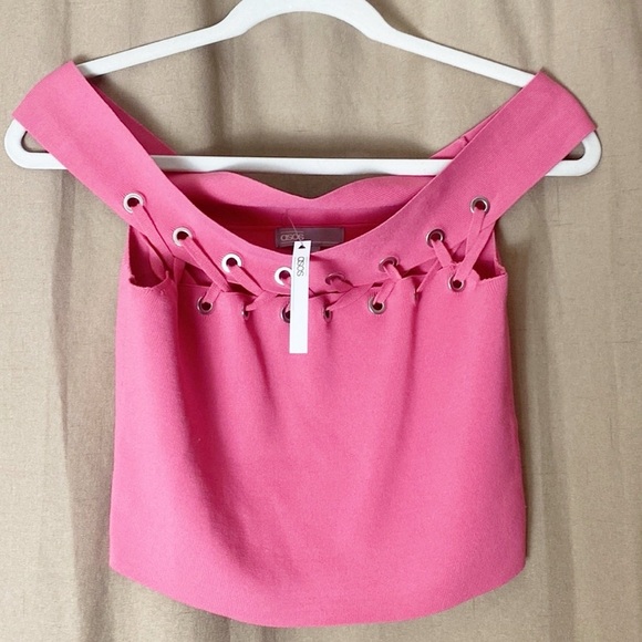 3 for $10 🛍️ ASOS Off The Shoulder Lace Detail Cutout Crop Top Bubblegum - Picture 1 of 9